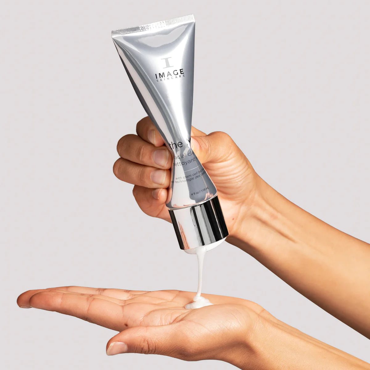 THE MAX FACIAL CLEANSER